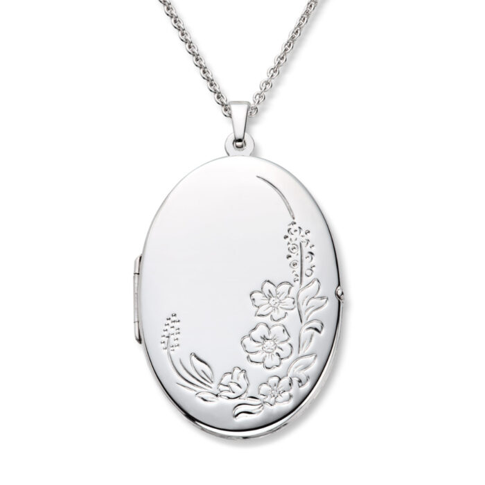 11687 1320 Silver by Frisenberg - Halssmykke i sølv med medaljong