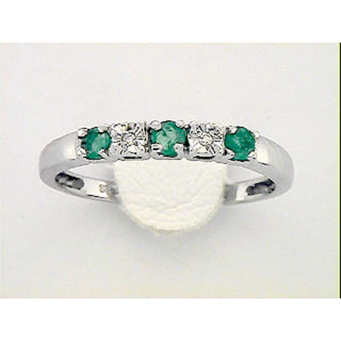 1215365 NC Christophersen - Ring i hvitt gull med Smaragd og diamanter