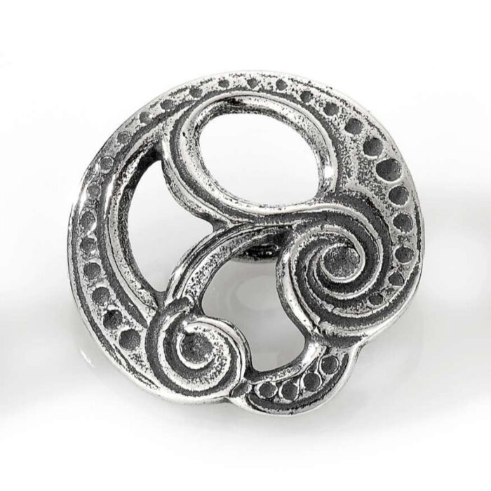 135 1 Espeland - Orginalt Romerikssølv - Herrknapp i oksidert sølv
