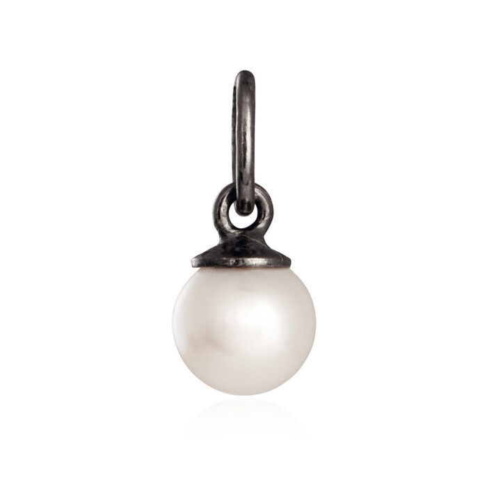 1478 3 7075 1 Susanne Friis Bjørner - Anheng i sølv med ferskvanns perle - 9 mm perle