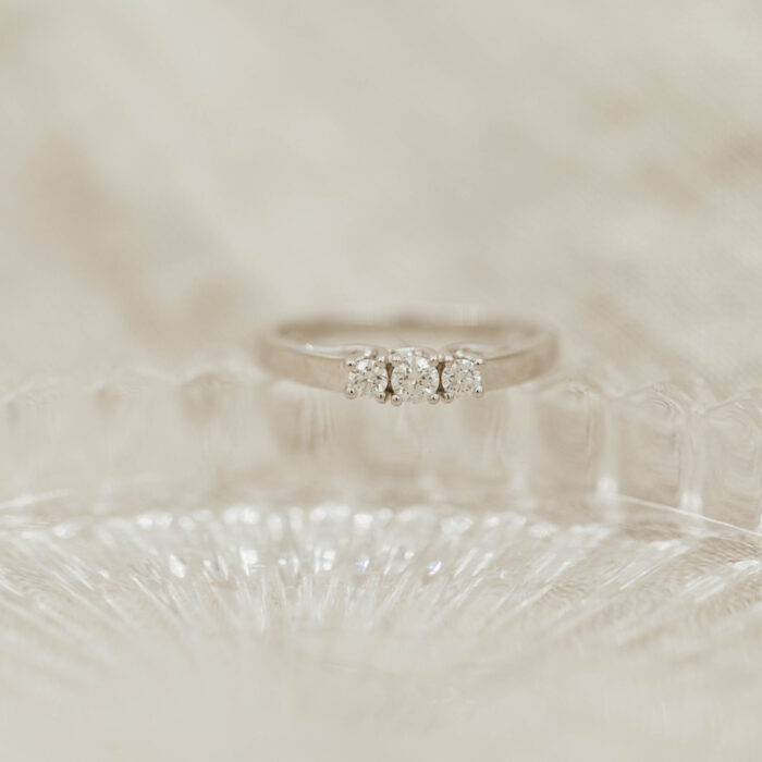 1215895 1 NC Christophersen - Ring i hvitt gull med diamanter