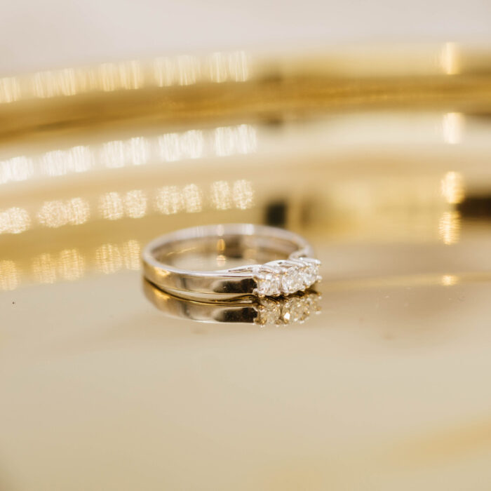 1215895 2 NC Christophersen - Ring i hvitt gull med diamanter