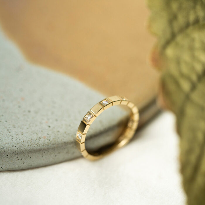 59667 3 PAN Jewelry - Ring i gult gull med zirkonia