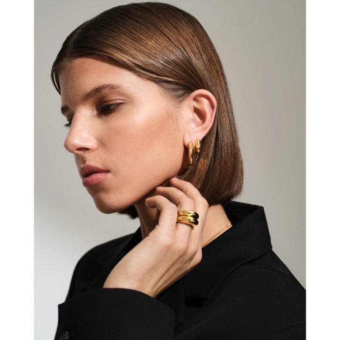 Tom Wood - Pebble Hoops Small Gold - Bilde 4