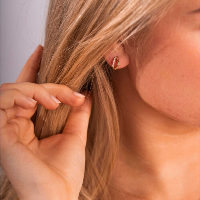 Pan Jewelry - Ørepynt i 14k gult gull med zirkonia - Bilde 2