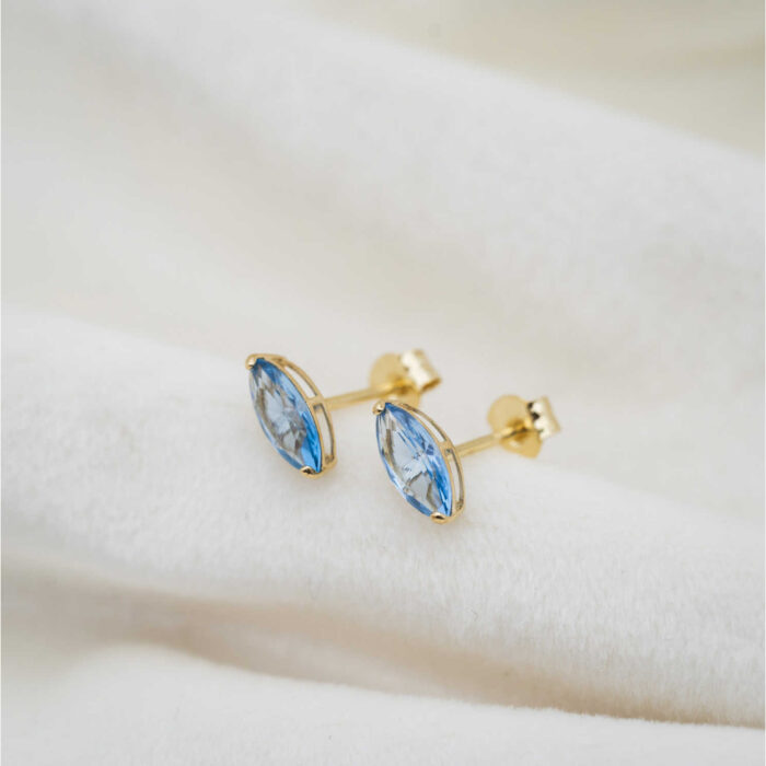 Pan Jewelry - Ørepynt i 14k gult gull med lys blå zirkonia - Bilde 2