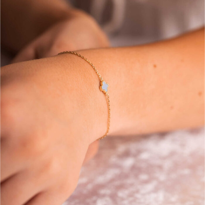 Pan Jewelry Trend - Armbånd i forgylt sølv med lyse blå kløver - Bilde 2