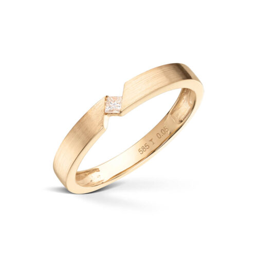 Diamonds by Frisenberg- Ring i gult gull 585/14K med diamant