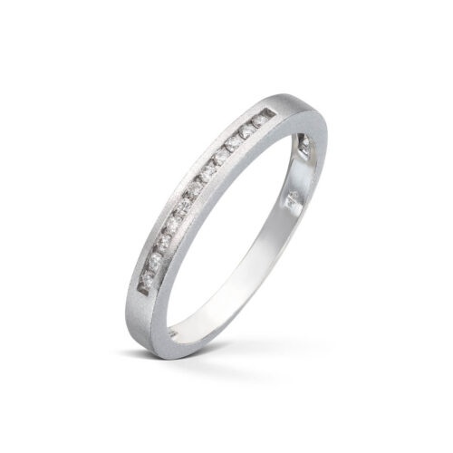 Diamonds by Frisenberg -Ring i hvitt gull med diamanter