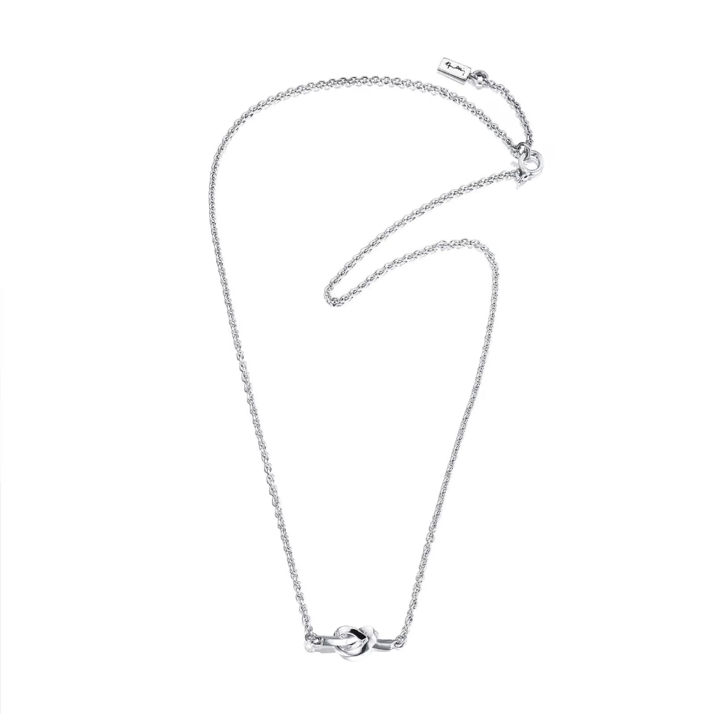 Efva Attling - Love Knot halssmykke i sølv Efva Attling - Love Knot halssmykke i sølv - Bilde 4