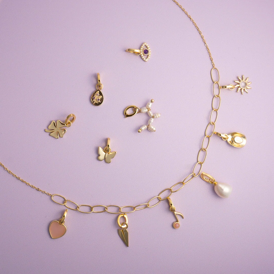 Sandra Lyng x Pan Jewelry - Pearly pup charm i 925 forgylt sølv Sandra Lyng x Pan Jewelry - Pearly pup charm i 925 forgylt sølv - Bilde 3