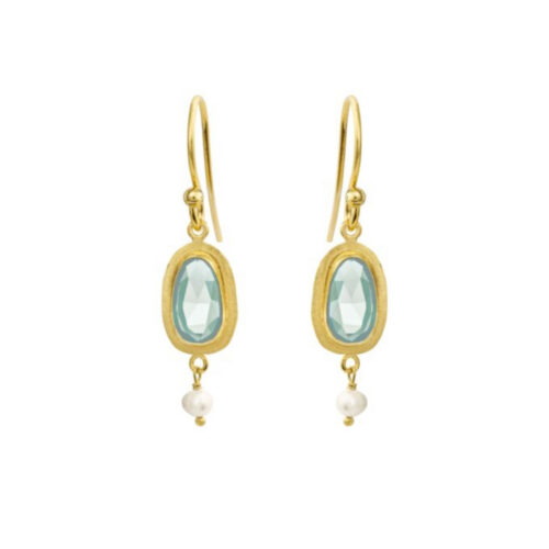 Susanne Friis Bjørner - Ørepynt i forgylt sølv med facetert krystall og ferskvanns perle. NB! Flere fargevalg