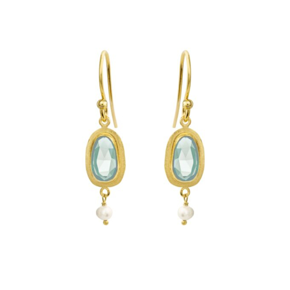 Susanne Friis Bjørner - Ørepynt i forgylt sølv med facetert krystall og ferskvanns perle. NB! Flere fargevalg Susanne Friis Bjørner - Ørepynt i forgylt sølv med facetert krystall og ferskvanns perle. NB! Flere fargevalg