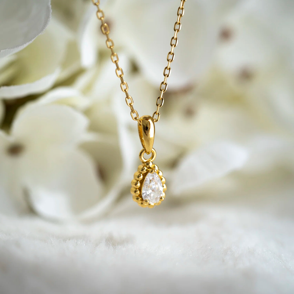 Nora Mørk by Gulldia - Smykke i sølv med zirkonia Nora Mørk by Gulldia - Smykke i sølv med zirkonia - Bilde 3