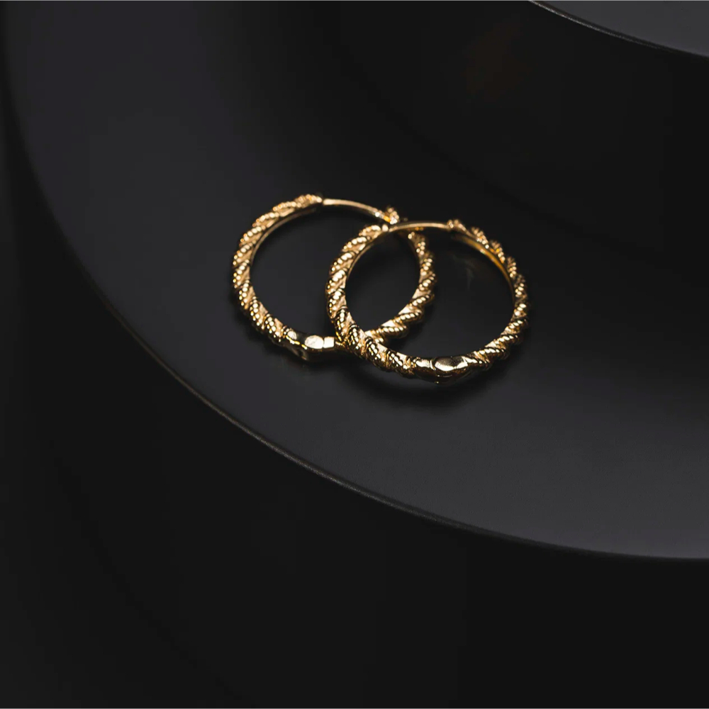 Nora Mørk by Gulldia - Øreringer i forgylt 925 sølv Nora Mørk by Gulldia - Øreringer i forgylt 925 sølv - Bilde 4