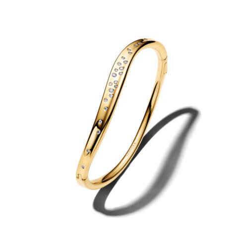 Pandora - Organisk formet og glittrende armring i 14k forgylling med cubic zirkonia