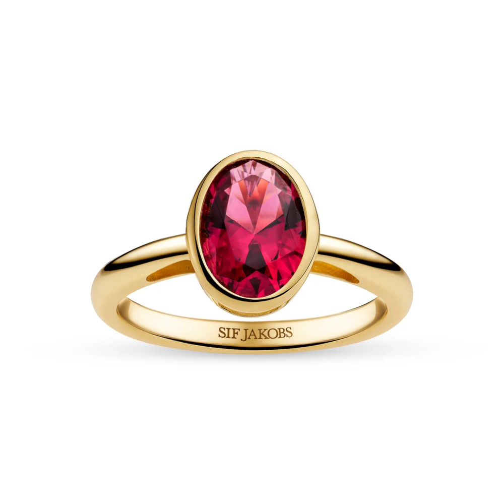 Sif Jakobs - Sardinien ovale grande ring - Ring i forgylt sølv med rosa zirkonia Sif Jakobs - Sardinien ovale grande ring - Ring i forgylt sølv med rosa zirkonia