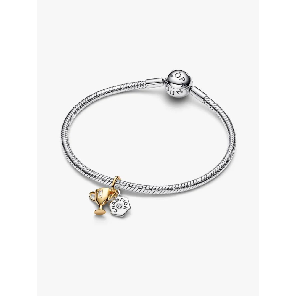 Pandora - Dobbel hengecharm med Trofé i sølv og 14k forgylling Pandora - Dobbel hengecharm med Trofé i sølv og 14k forgylling - Bilde 4