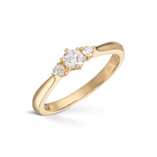 Diamonds by Frisenberg -Diamantring i gult gull og diamanter.