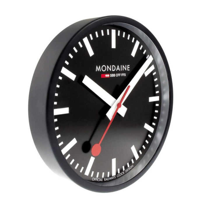 300 dpi Mondaine Clock Black 2 Mondaine Veggklokke med sort ramme og hvite visere - 25 cm