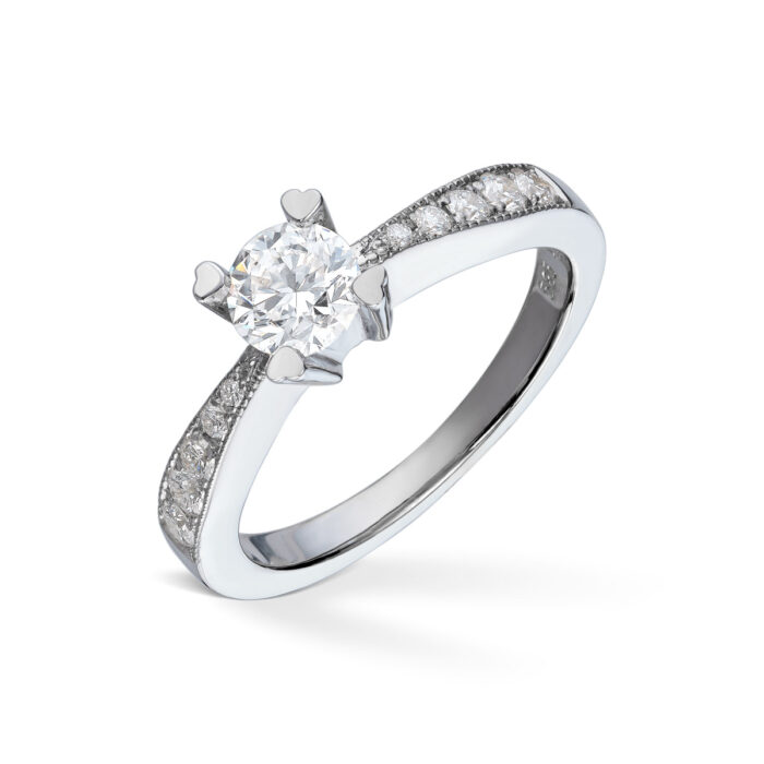 35900 Diamonds by Frisenberg - Ring i hvitt gull med diamanter ialt 0,69 ct