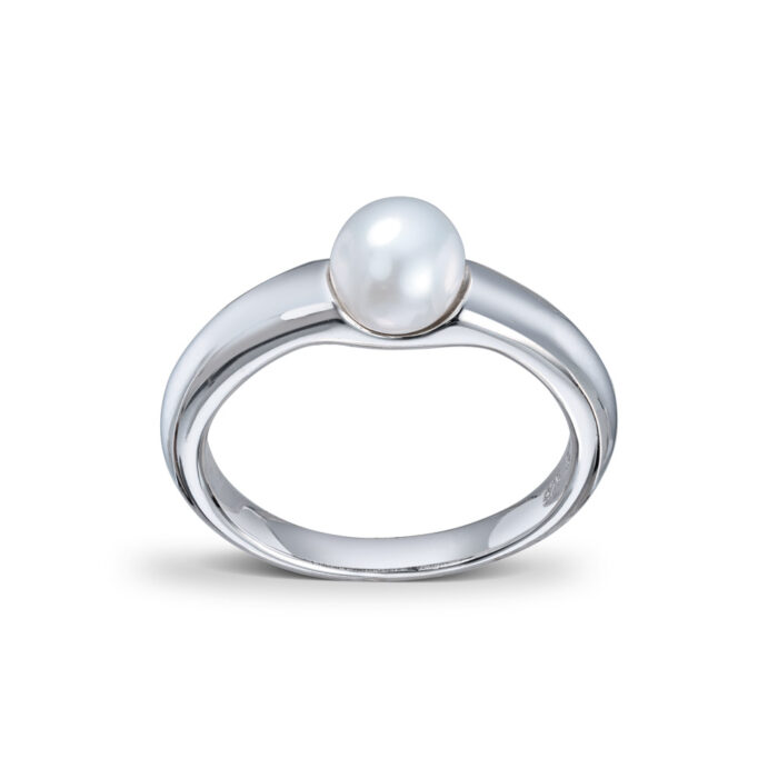 50 10377 630 765 1 Silver by Frisenberg - Ring i sølv med en hvit perle Silver by Frisenberg - Ring i sølv med en hvit perle