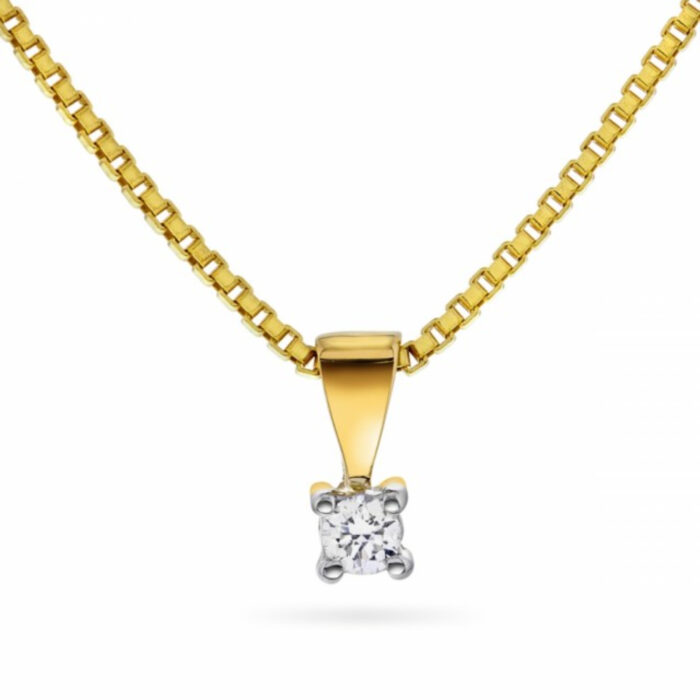 52053 Arne Nordlie - "Min første diamant" smykke i gult gull, 0,05 ct W/P