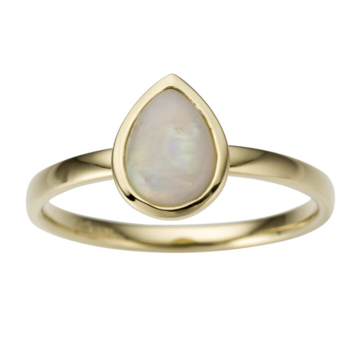 585667 002 Gold by Frisenberg - Ring i 14k gult gull med pæreformet Opal