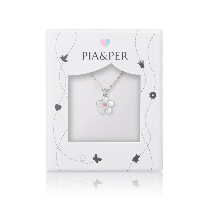 90703 Pia&Per - Halssmykke i sølv med hvit blomst Pia&Per - Halssmykke i sølv med hvit blomst