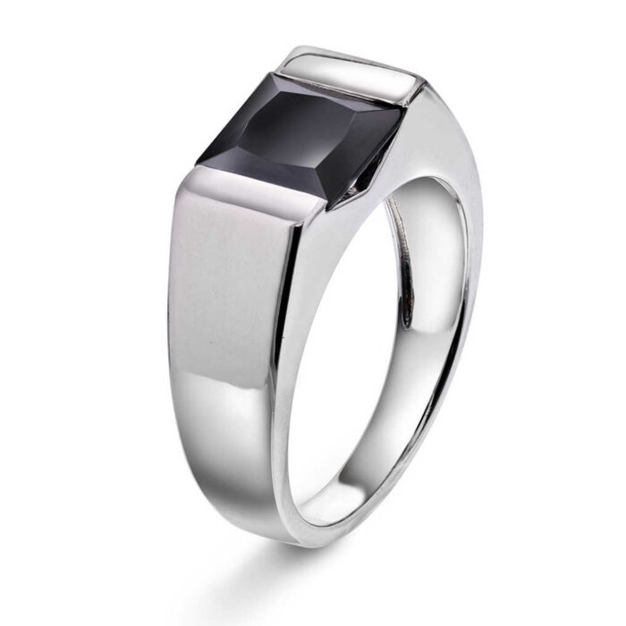 972573 A ALEXANDER - Ring i sølv med sort zirkonia