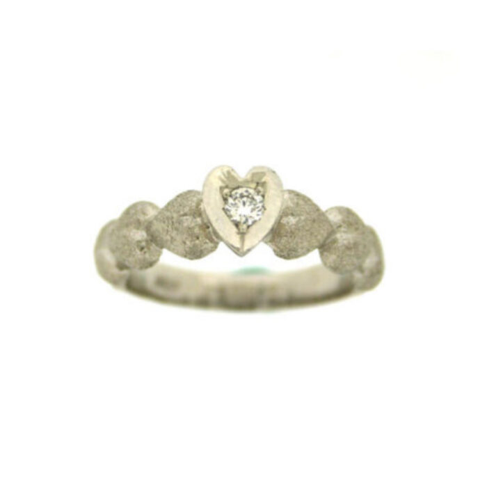 99426h Van Bergen - Silver Heart - Ring i hvitt gull med 0,05 ct diamant