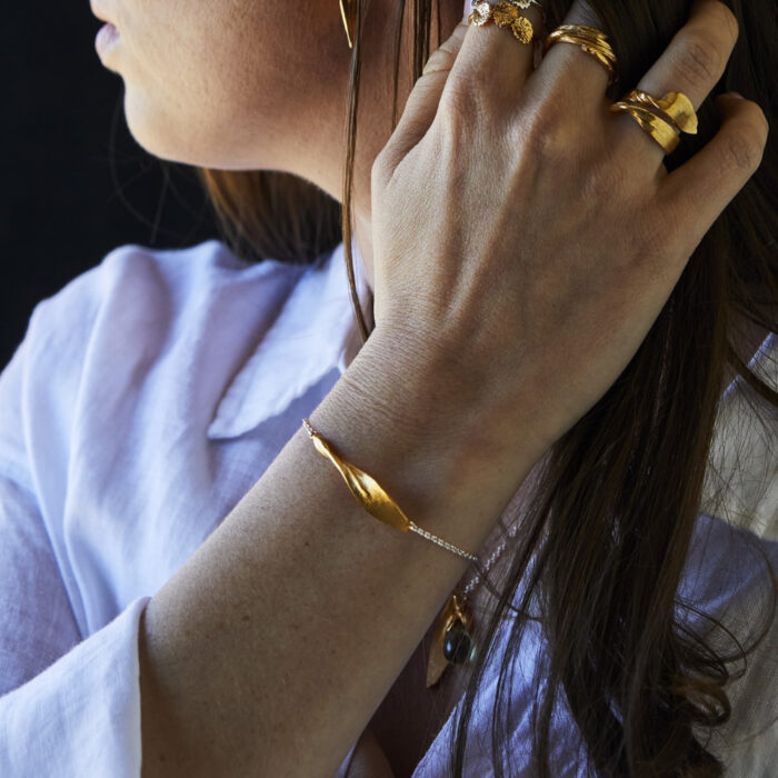 Ask ring forgylt modell 9 Huldresølv - Ask armbånd i 14k gult gull med sølvkjede