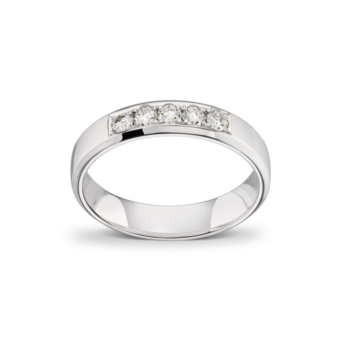 JF111 4MM 5X005CT HVG 15280 1 4630 1 e1618573781190 Wedding by Frisenberg - Giftering i hvitt gull med 5 x 0,05 ct diamant - 4 mm