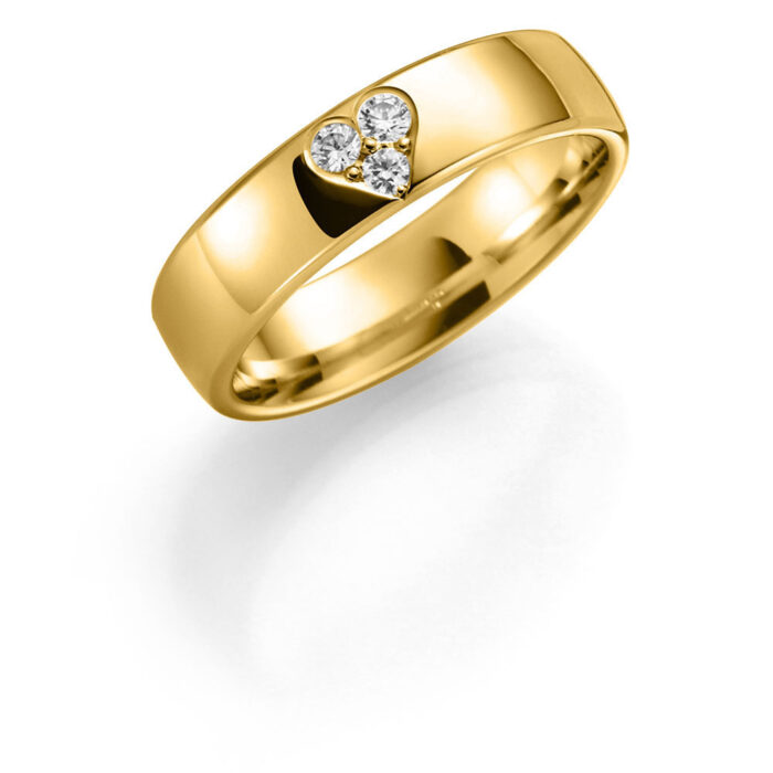SE143GU50 Gult gull ring - 5 mm bredde m/ 2x 0,04 ct H-VS og 1x 0,03 ct H-SI diamant