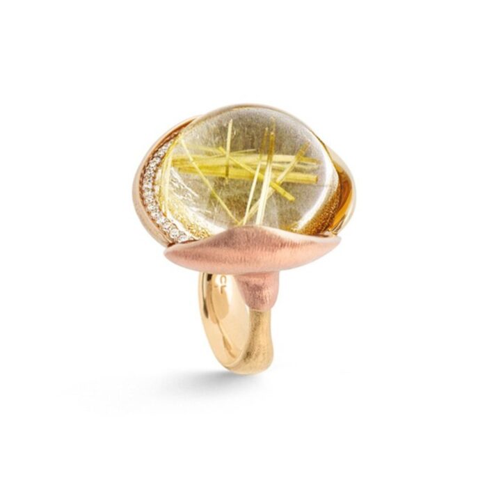a2653 407 f Ole Lynggaard - Lotus Ring nr 4 i gult gull med roségull, 26 diamanter og rutilkvarts